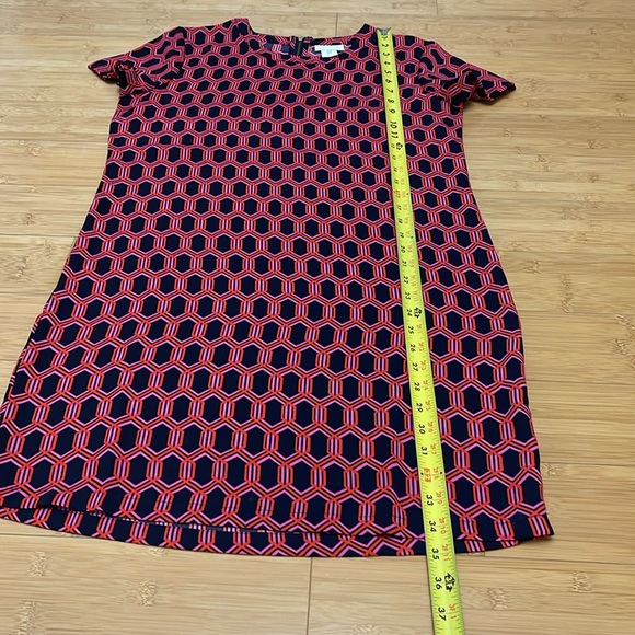 NWOT Adrienne Vittadini Navy Blue Pink Red Hexagon Geometric Shift Dress 4 - Picture 6 of 9